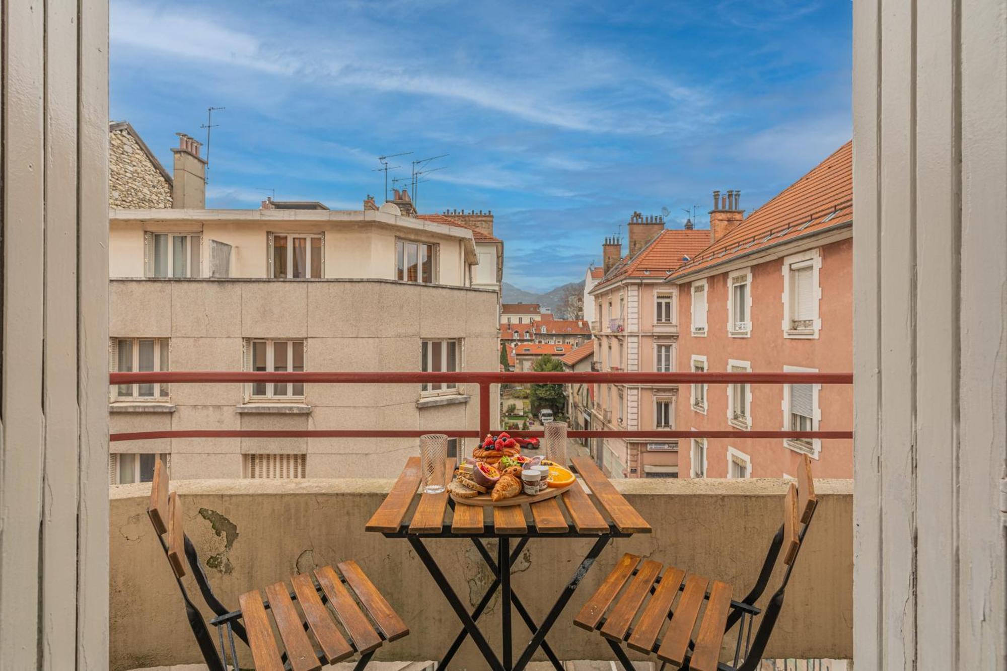 Luxury Cinephile - Netflix - 2 Balcons - Garage Prive - Minibar Grenoble Exterior foto